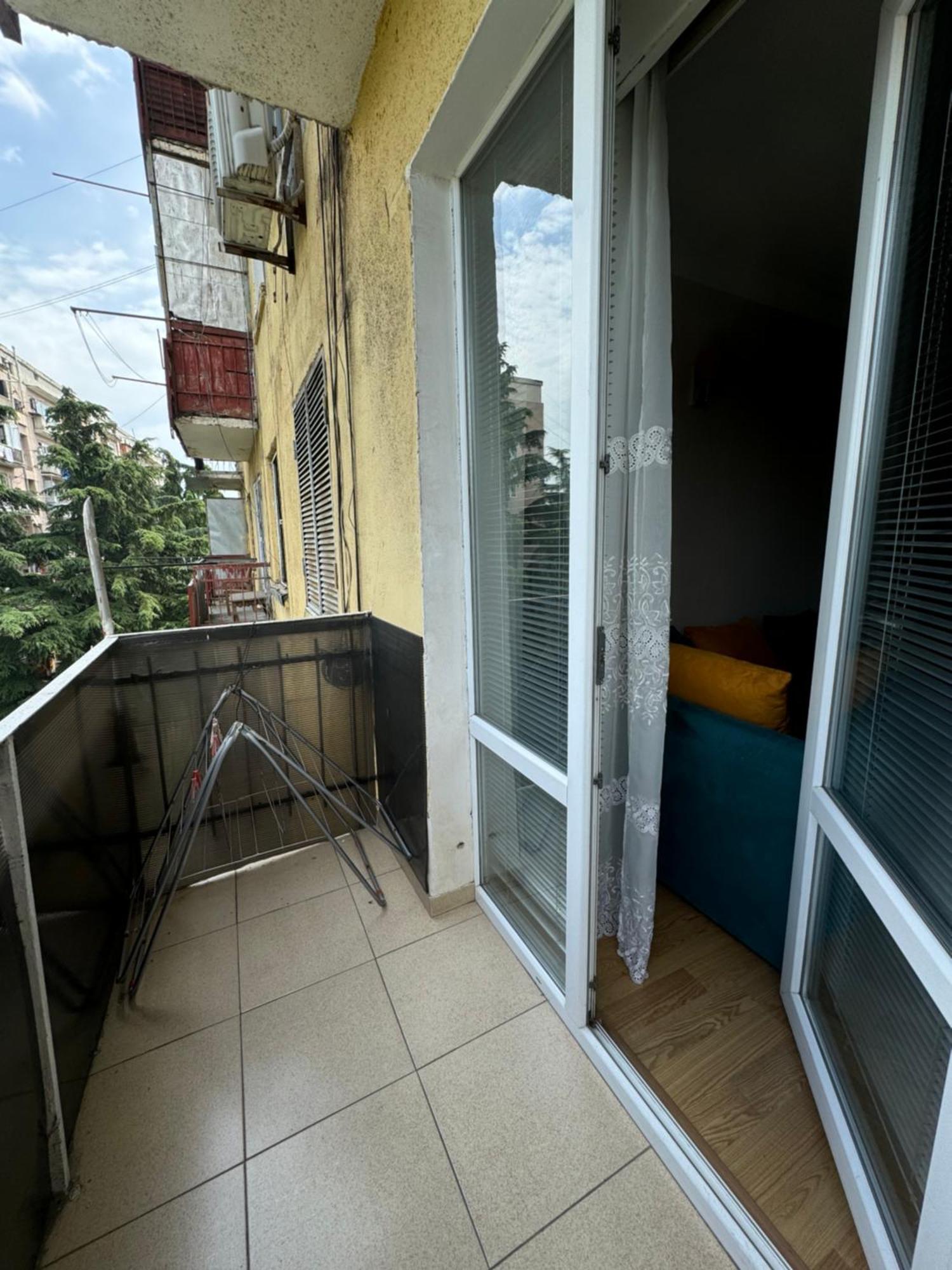 Cozy Apartment With Balcony Tbilisi Esterno foto