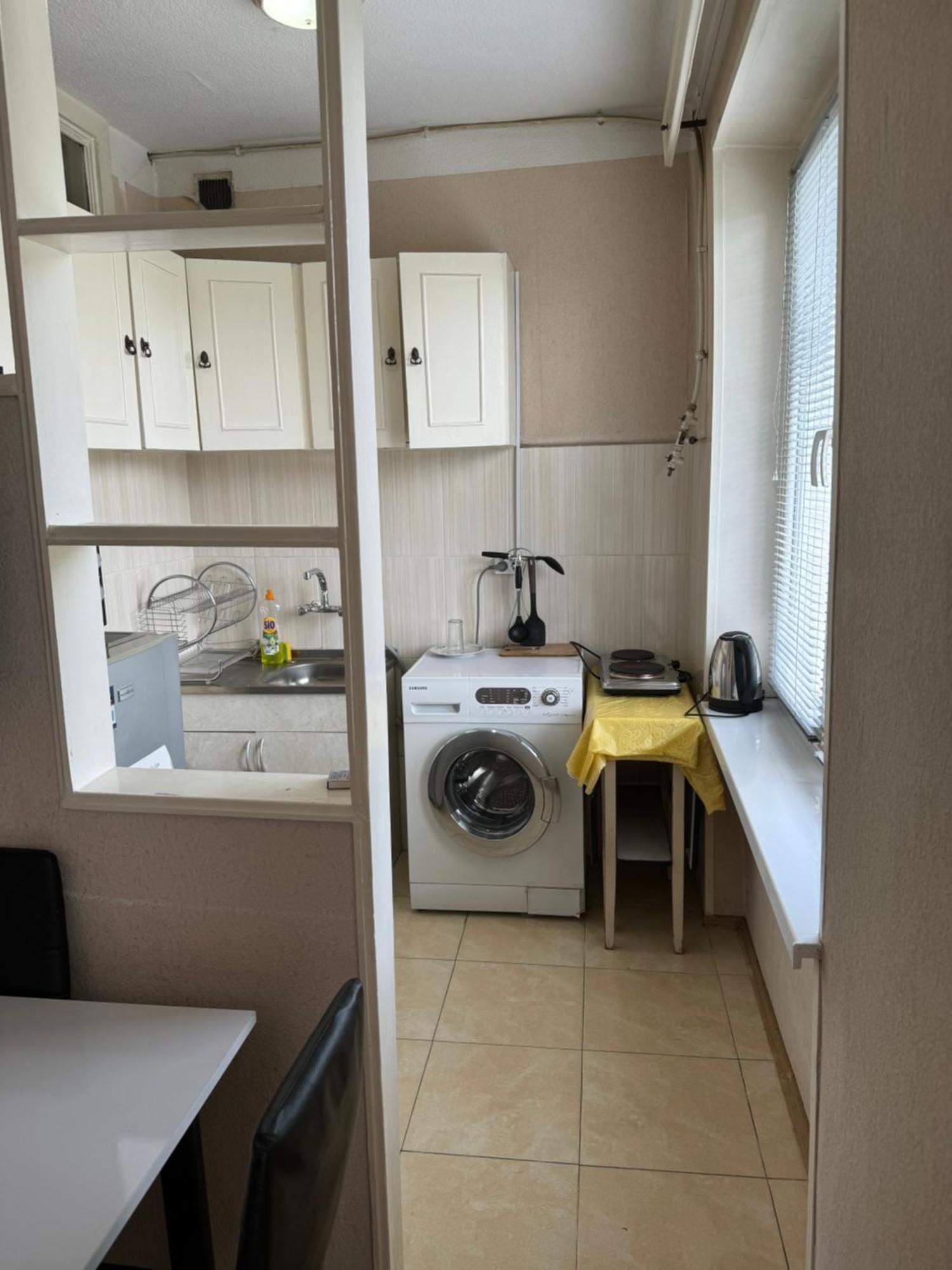 Cozy Apartment With Balcony Tbilisi Esterno foto